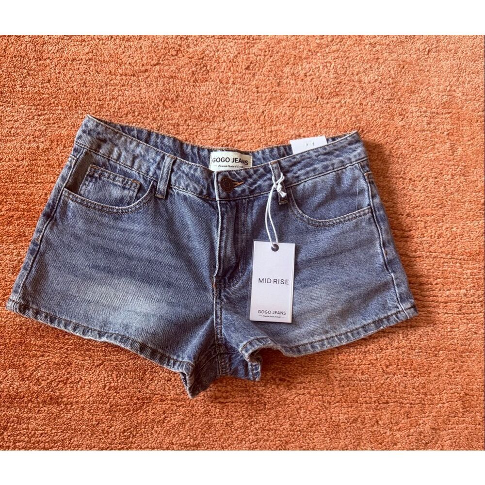 GOGO Jeans Mid Rise Denim Shorts Women Size 5/27 Blue 100% Cotton NWT